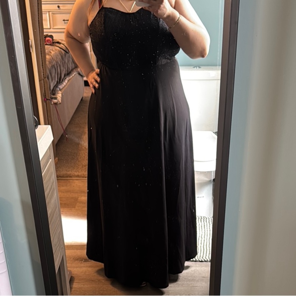 Elegant Black Evening Gown